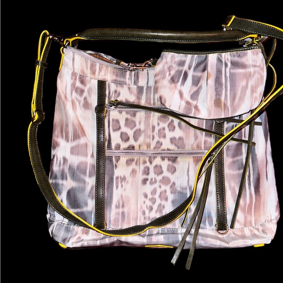 MZ WALLACE👜Brown & Grey Leopard Print Bag w/ matching wristlet, 9 Pockets, NWOT - Picture 10 of 10